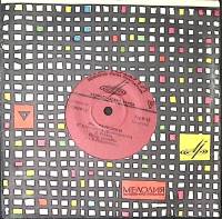 Пластинка виниловая Д. Гнатюк Очi Волошковi Квітка з полонини Мелодия 175 мм. Excellent