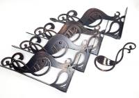 Кронштейны декоративные, 4 шт, металл, один требует ремонта (сост. на фото)
