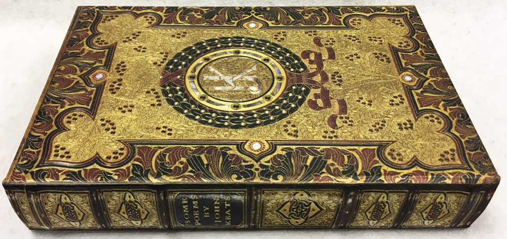 Шкатулка "Книга", дерево, ткань (сост. на фото)