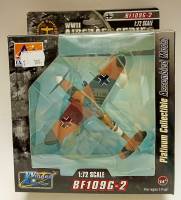 Модель самолет 1:72 BF109G-2 в коробке блистере