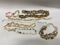 Бусы 8 шт, из натуральных ракушек