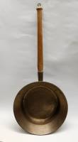 Металлический латунный таз для варки варенья с деревянной ручкой СССР 