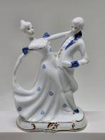 Статуэтка Танцующая пара фарфор высота 18 см