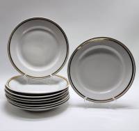 Тарелки столовые Пролетарий 9 штук диаметр 24 см