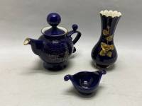 Чайник, ваза и соусник фарфор кобальт позолота (сост. на фото)