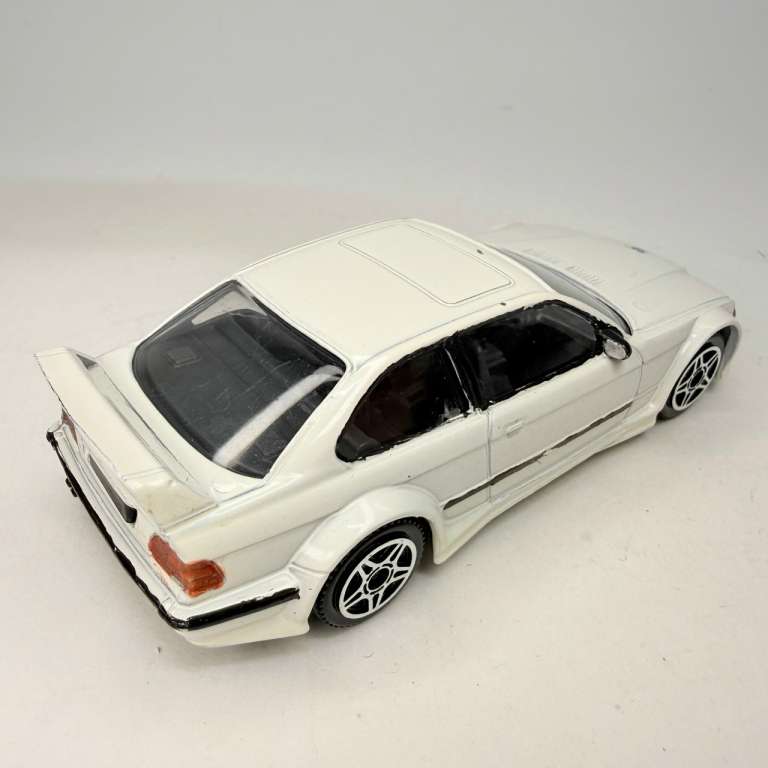 Модель BBurago BMW M3 в коробке