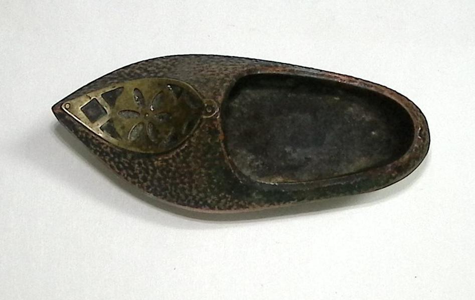 Пепельница Башмак  СССР металл (сост. на фото)