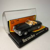 Mercedes-Benz 300SL Roadster 1957 New Ray в блистере 1:43
