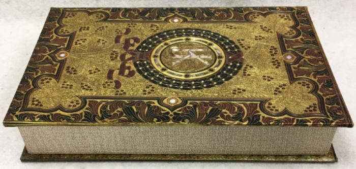 Шкатулка "Книга", дерево, ткань (сост. на фото)