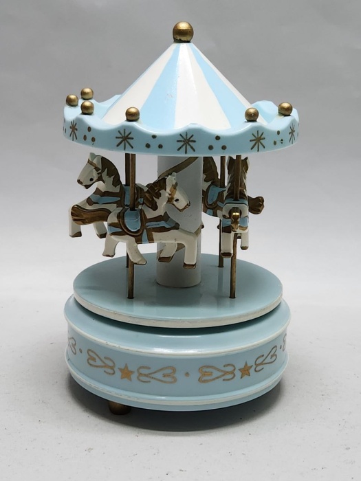 Игрушка музыкальная карусель лошадки (сост на. фото)