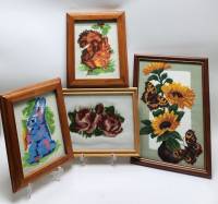 Картины вышивка 4 штуки в рамках Цветы Заяц Белка Розы бисером