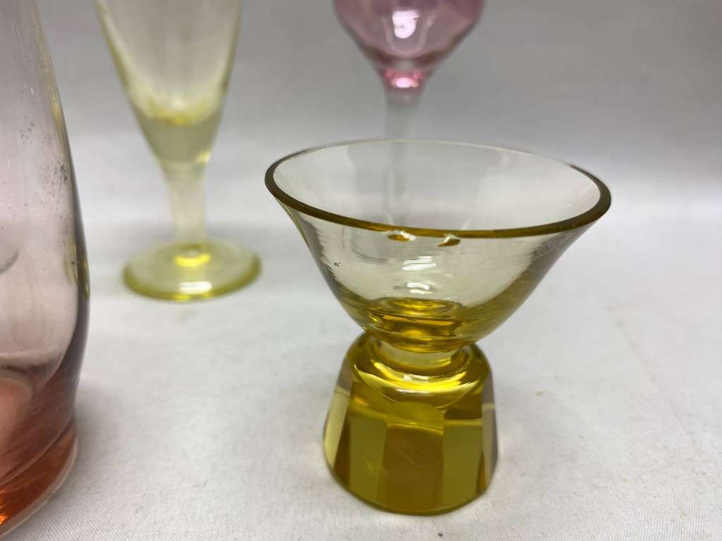 Бокалы и рюмки цветное стекло 7 шт