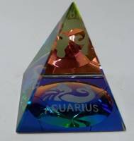 Пирамидка-сувенир "Знак зодиака-Водолей" 4,5 см (сост.на фото)