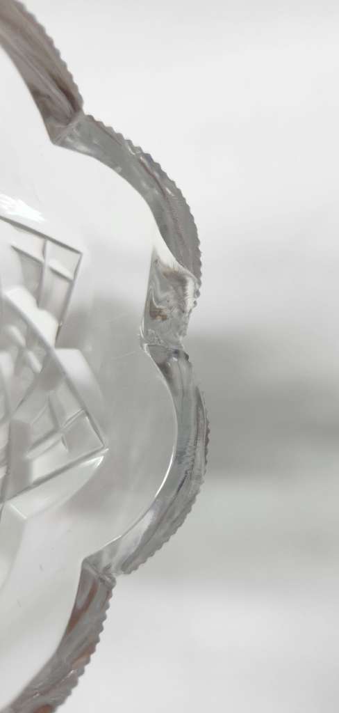 Ваза хрусталь 31 см (состояние на фото)