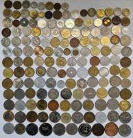 Набор иностранных монет 155 штук