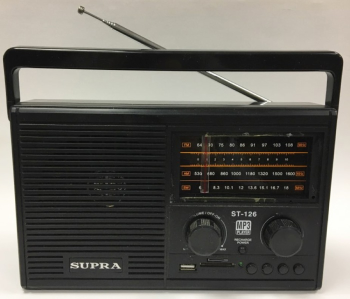 Портативный радиоприёмник "Supra" (сост. на фото)