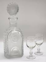 Штоф графин и 2 рюмки стекло СССР винтаж набор для крепких напитков