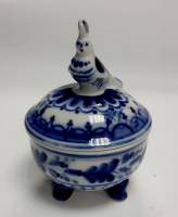 Шкатулка "Птица", фарфор, гжель, авторская работа.