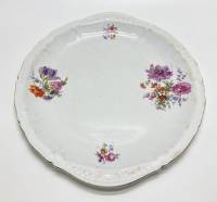Блюдо рельефное с рисунком цветы, фарфоровое, Песоченская фабрика Брянской губернии, СССР