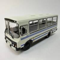 Наши автобусы модель ПАЗ 32051 1:43 Modimio в блистере