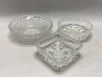 Салатник, конфетница круглый 2 шт и 1 квадратный