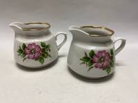 Молочник шиповник фарфор Рига СССР, 2 шт