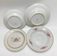Тарелки цветы, Красный фарфорист, СССР, 5 шт (3 десертные + 2 суповые)