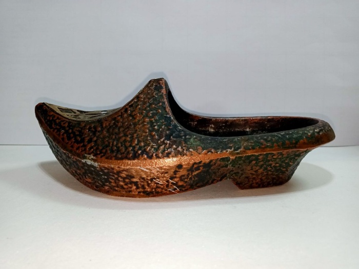 Пепельница Башмак  СССР металл (сост. на фото)