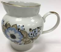 Соусник, молочник, фарфор (сост. на фото)