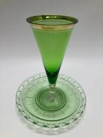 Блюдо + бокал, зеленое стекло