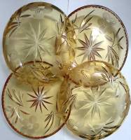 Конфетниа цветной хрусталь 4 шт.(сост. на фото)