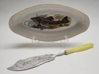 Блюдо селедочница и лопатка для рыбы СССР винтаж фарфор алюминий пластик