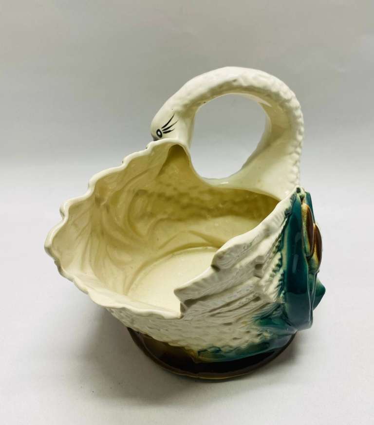 Статуэтка кашпо лебедь, фарфор, бисквит