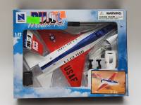 Модель самолет истребитель F 16 Figting Falcon 1:72 в коробке New Ray Pilot model kit