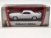Модель авто масштаб 1:43 Pontiac Firebird Trans Am 1969 в коробке Road Signature новая