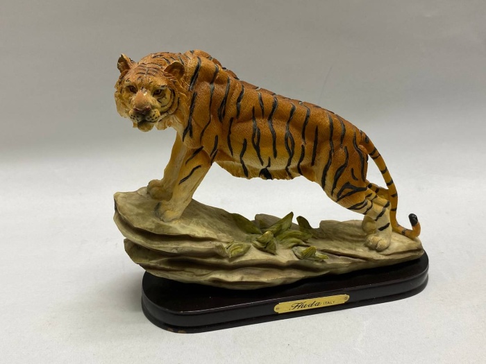 Статуэтка тигр полистоун Италия