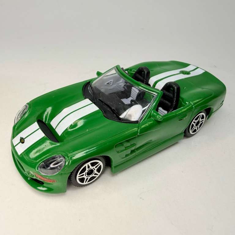 Модель BBurago Shelby Series 1 в коробке