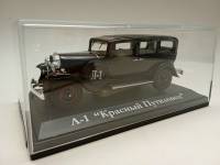 Модель авто 1:43 Л 1 Красный Путиловец в коробке