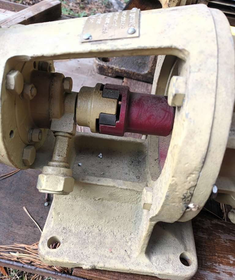 Насос судовой с асинхронным двигателем (см фото)