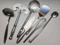 Набор кухонных принадежностей половник венчик лопатка шумовка топорик сечка нож Thomas нерж сталь