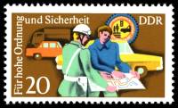 (1975-073) Марка Германия (ГДР) "Сотрудник ГАИ"    Безопасность дорожного движения III Θ