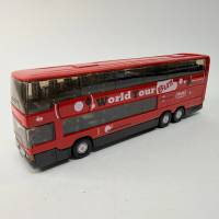 Модель World Tour Bus 1:64 Welly в коробке