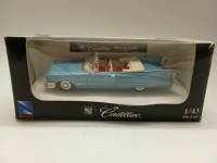 Модель авто 1:43 Cadillac 1959 Series 62 New Ray City Cruiser в коробке