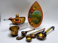 Хохлома дерево Ложки 4 шт Панно Миска-уточка Солонка Ваза и 2 матрешки