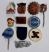 Набор значков знаков (11 шт.) Разные страны "Зарубежье" На булавке 