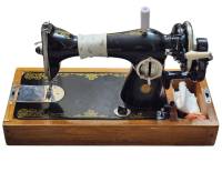 Швейная машинка ручная настольная переносная СССР ПМЗ им Калинина работает