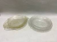 Блюда стеклянные разной формы, 4 шт