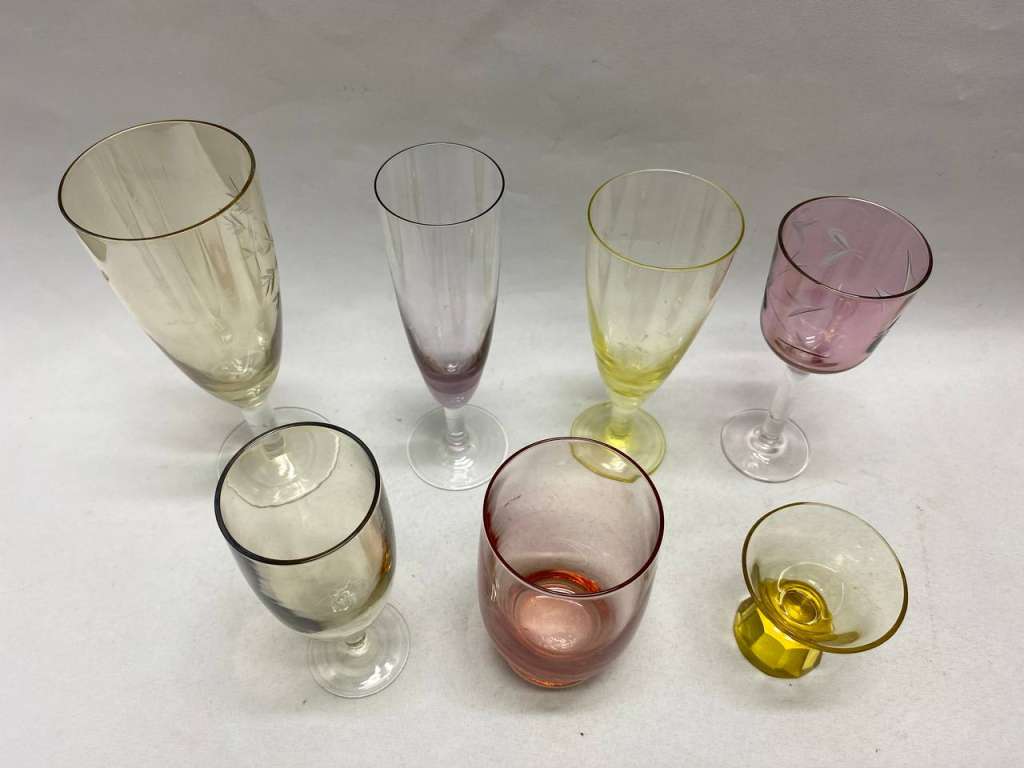 Бокалы и рюмки цветное стекло 7 шт