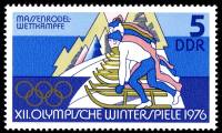 (1975-093) Марка Германия (ГДР) "Саночники"    Зимние ОИ 1976, Инсбрук III Θ