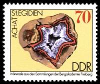 (1974-111) Марка Германия (ГДР) "Агат"    Минералы III Θ